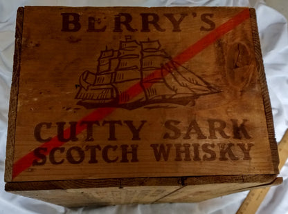 Cutty Sark Scotch Whisky Wooden Crate